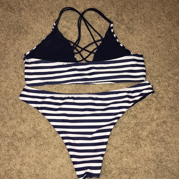 BRAND NEW Striped Cupshe Bikini - Picture 7 of 7